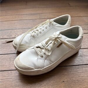 Dr. Scholls Leather Sneakers